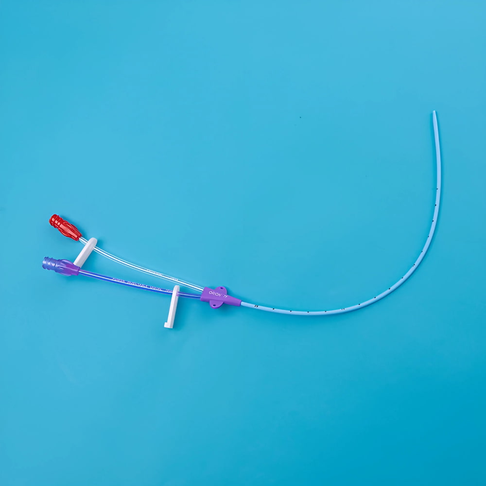 Atraumatic smooth rounded tip