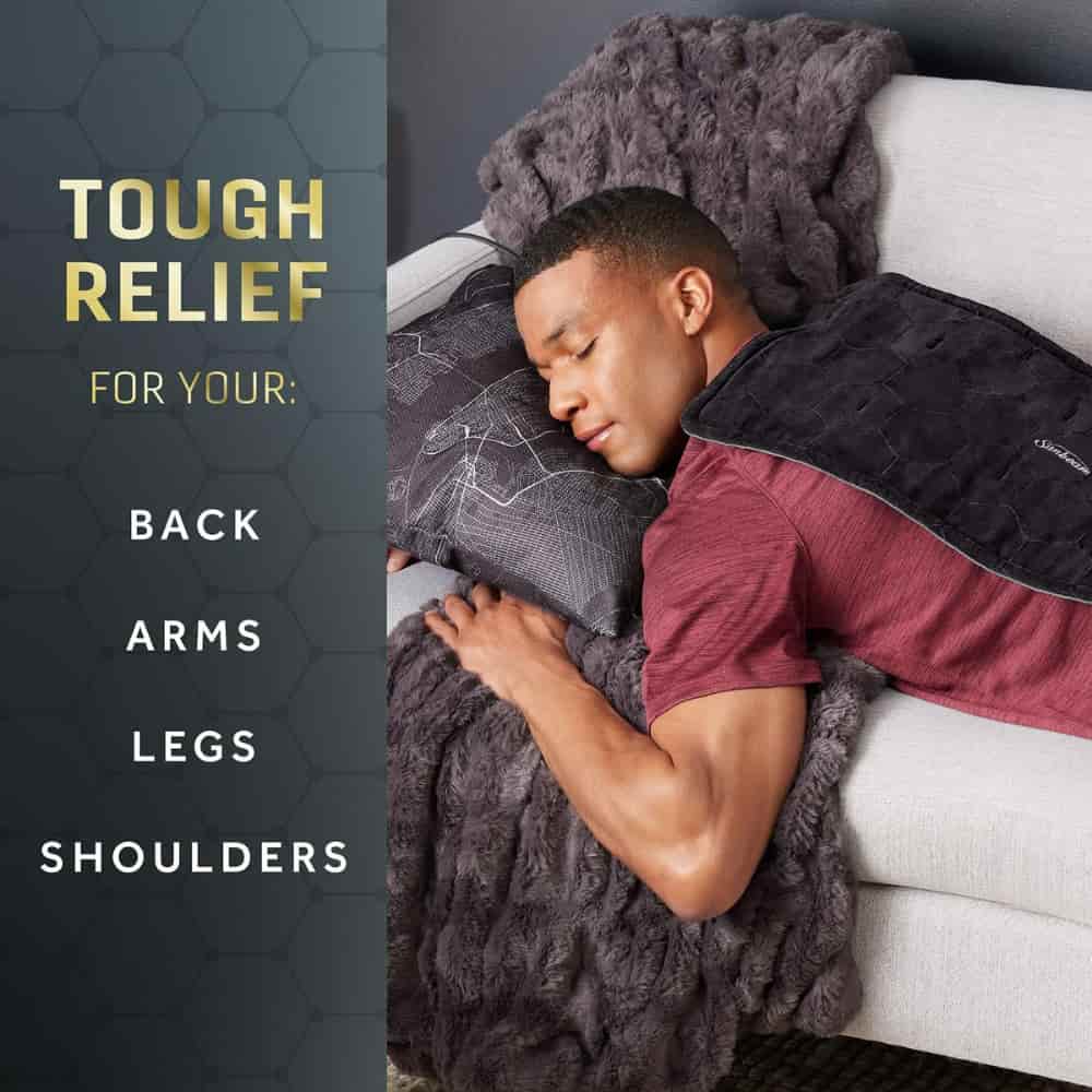 Adjustable temperature settings heating pad