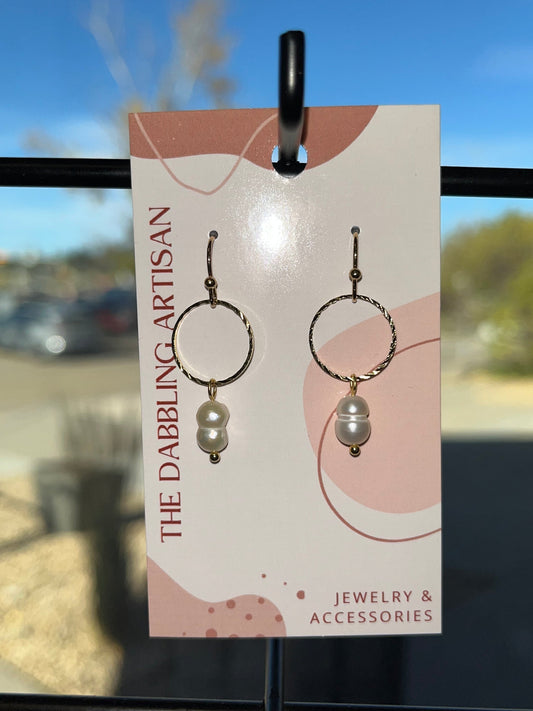TDA FRESHWATER PEARL ON HOOP EARRINGSTDA FRESHWATER PEARL ON HOOP EARRINGS