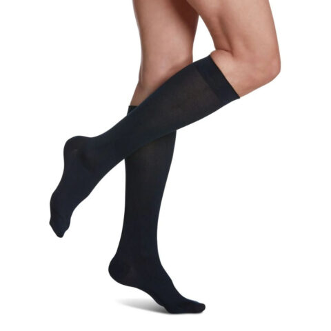 Sigvaris Sea Island Cotton Women's Stockings, 15-20mmHg, Size A, Navy (Per Pair)