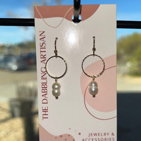 TDA FRESHWATER PEARL ON HOOP EARRINGSTDA FRESHWATER PEARL ON HOOP EARRINGS