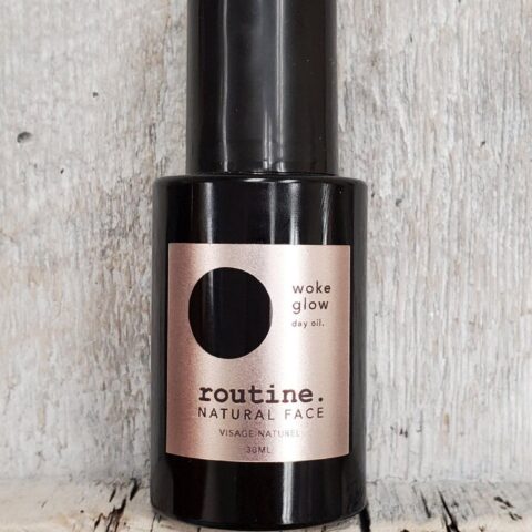 Routine: Woke Glow Day Oil